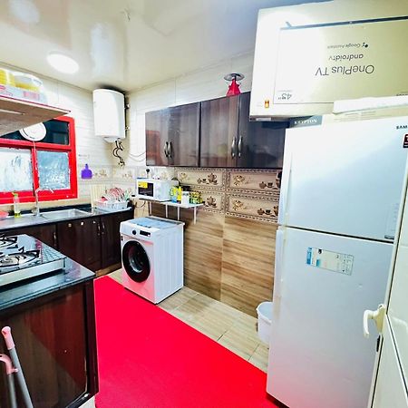 Moon Backpackers , Al Rigga , Partition For Couples And For Singles Dubai Exterior foto
