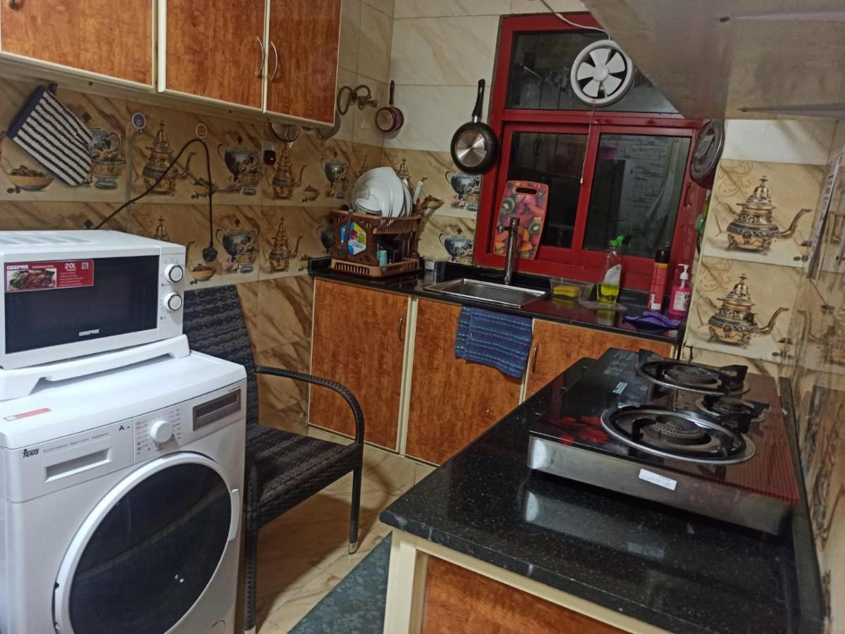 Moon Backpackers , Al Rigga , Partition For Couples And For Singles Dubai Exterior foto