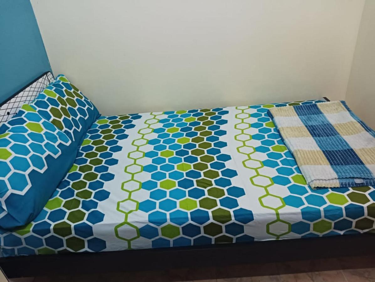 Moon Backpackers , Al Rigga , Partition For Couples And For Singles Dubai Exterior foto